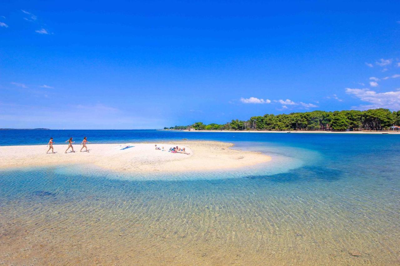 Apartment Olive Фажана Экстерьер фото